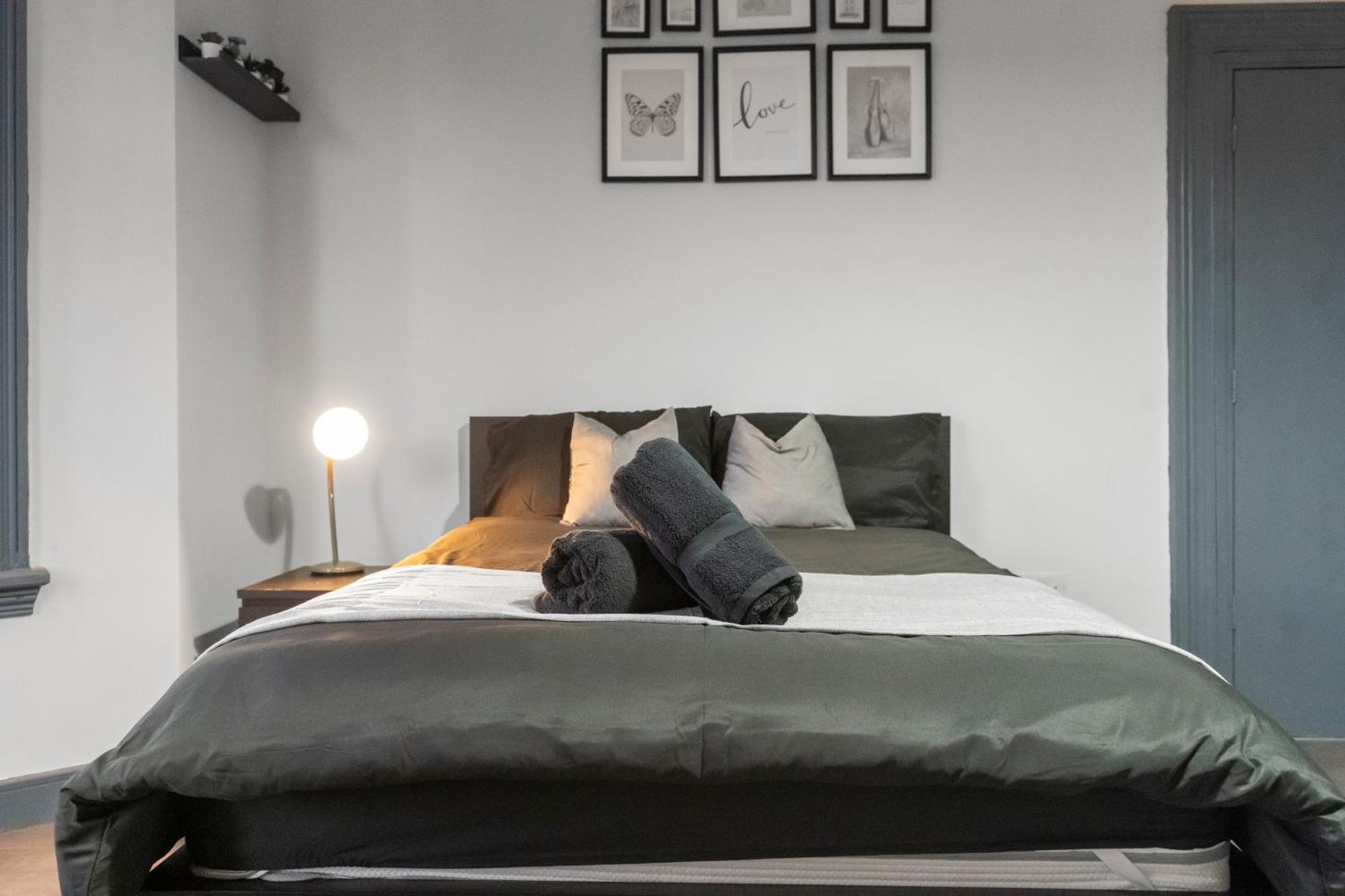 Beautiful Moseley - 1 Apartment